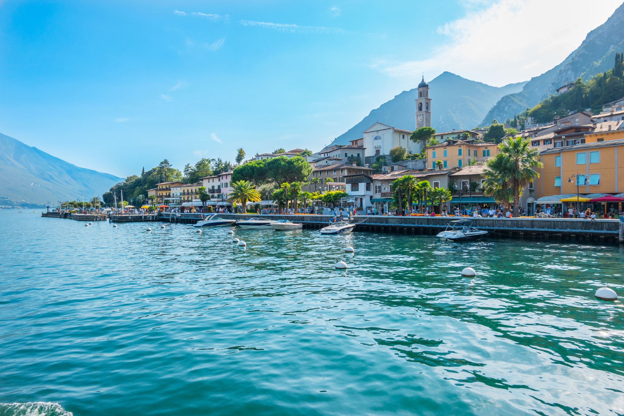 Estate in Italia: spiagge, borghi e sapori da vivere